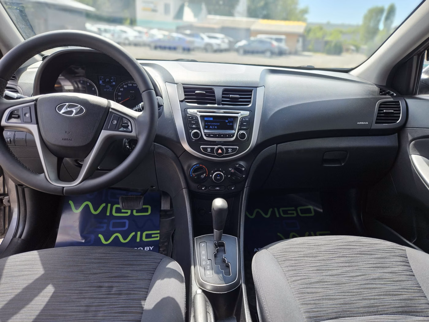 Hyundai Solaris фото 12