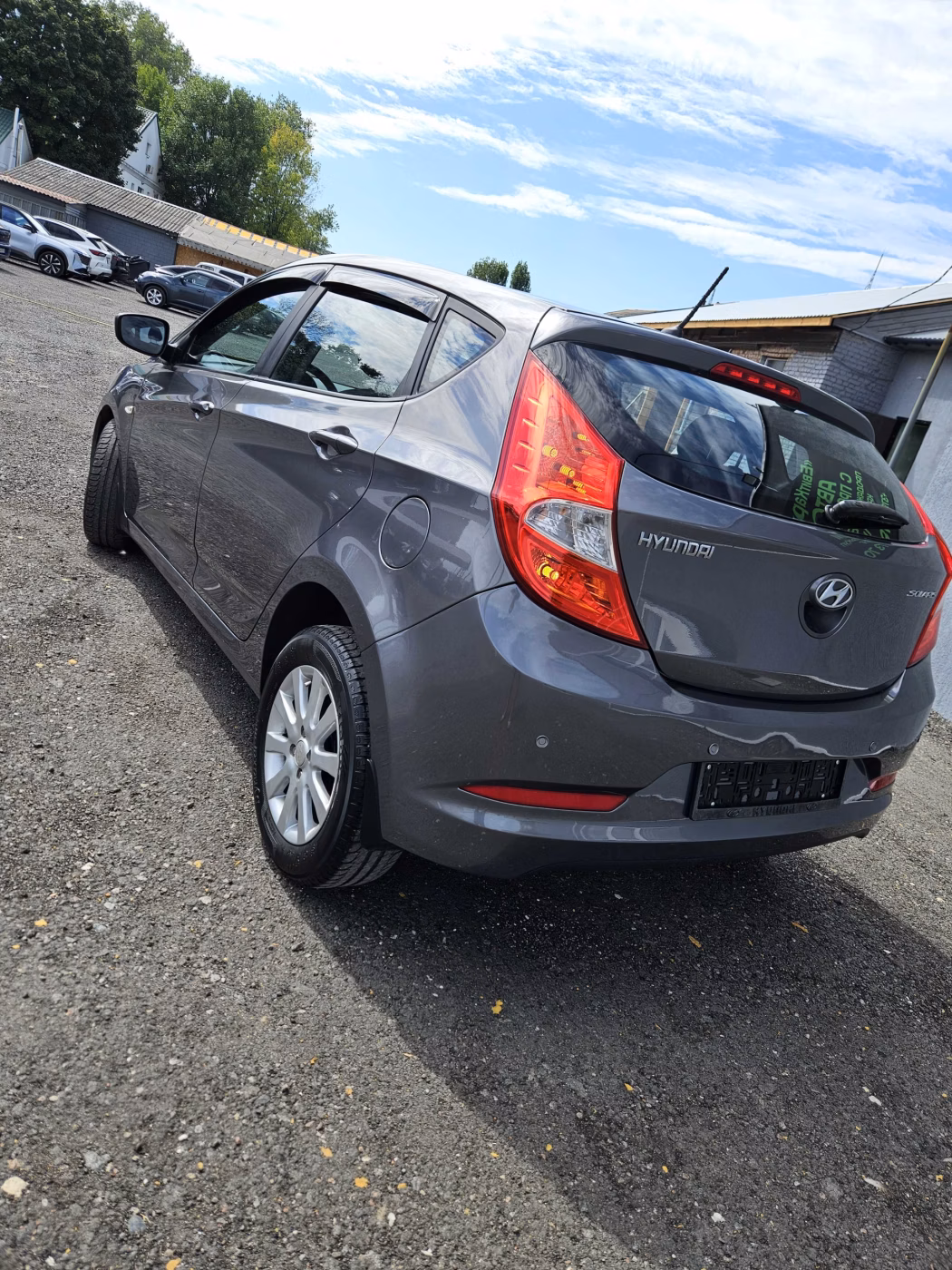 Hyundai Solaris фото 9