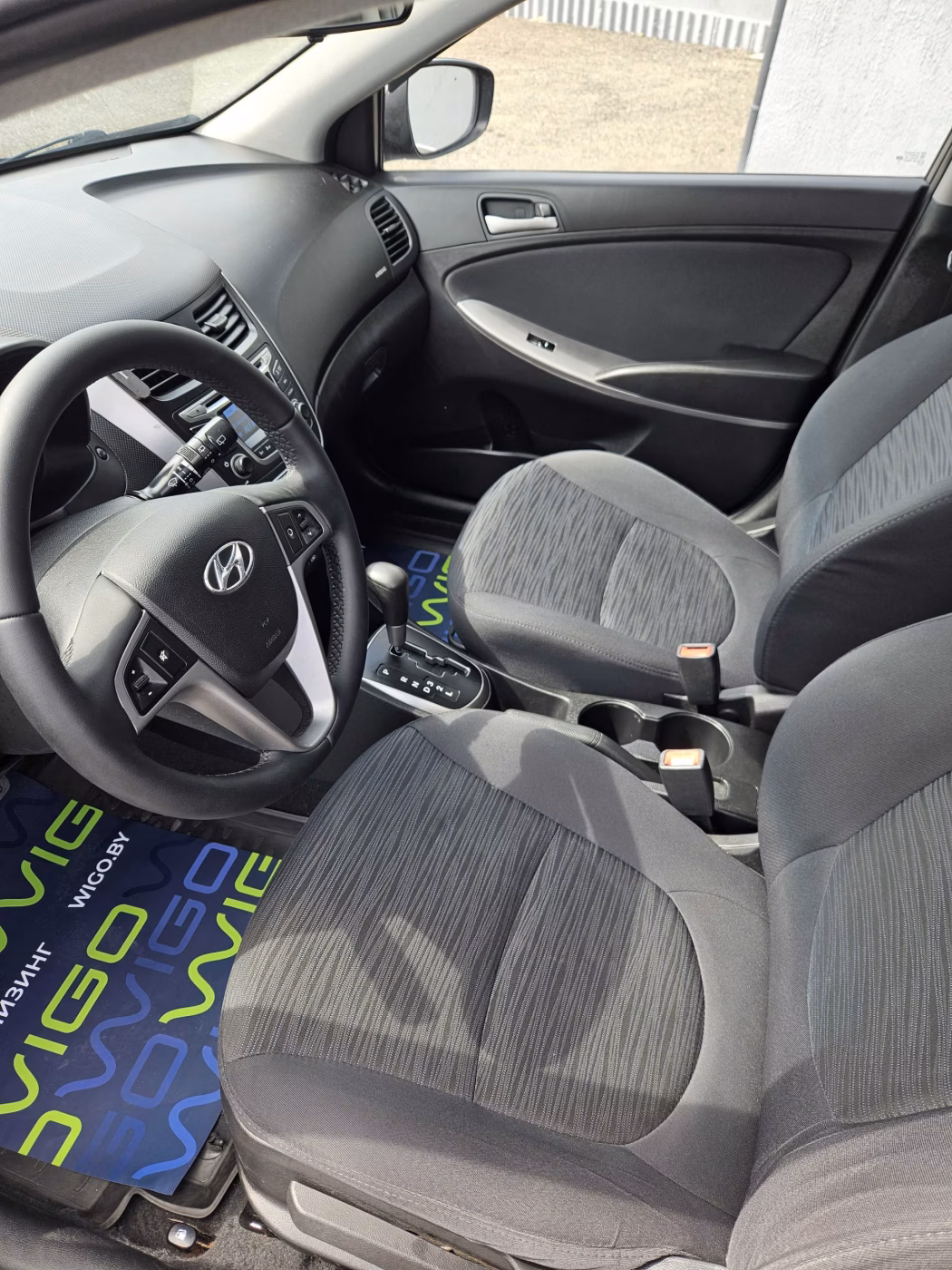 Hyundai Solaris фото 10