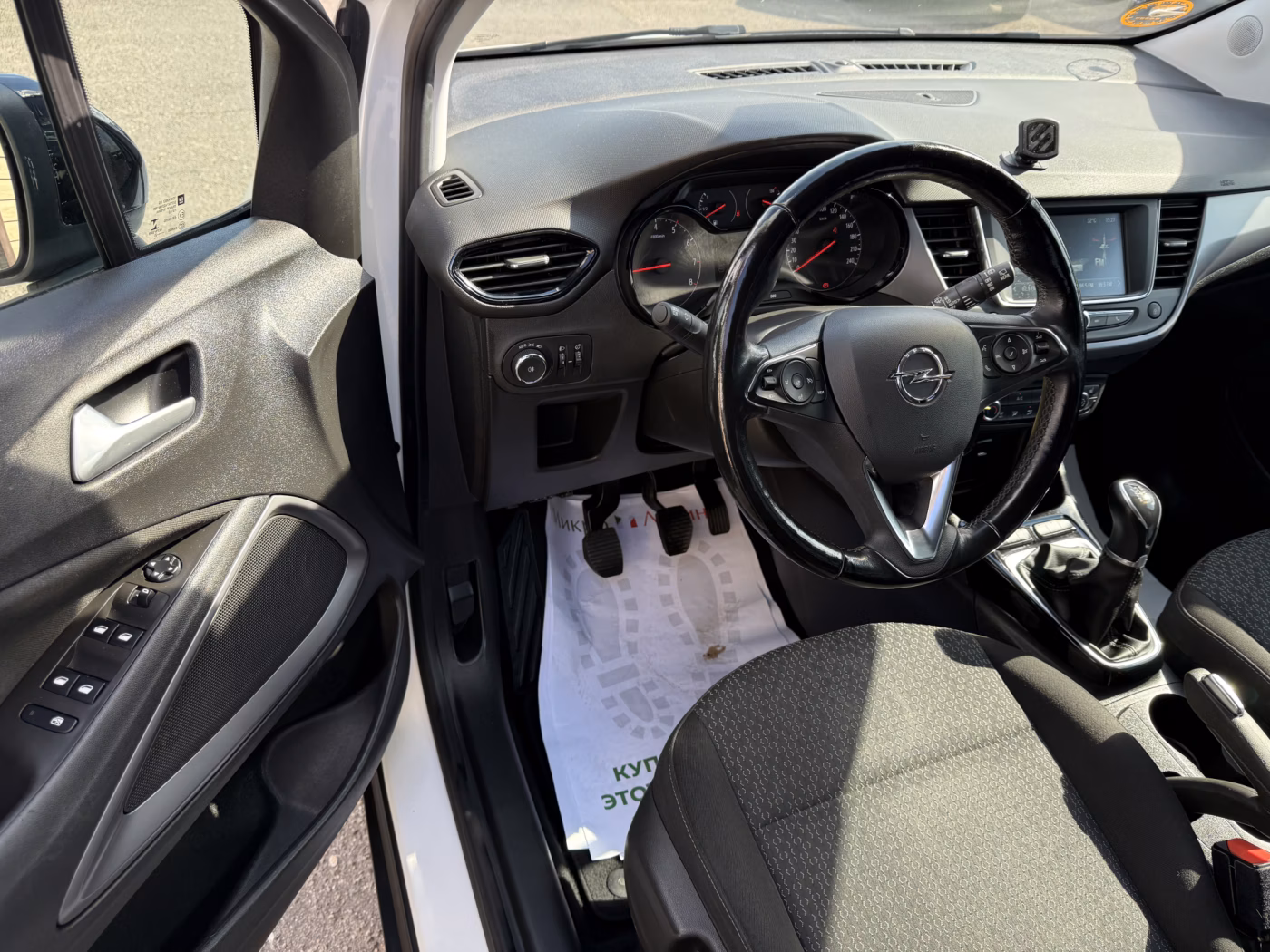 Opel Crossland X фото 9
