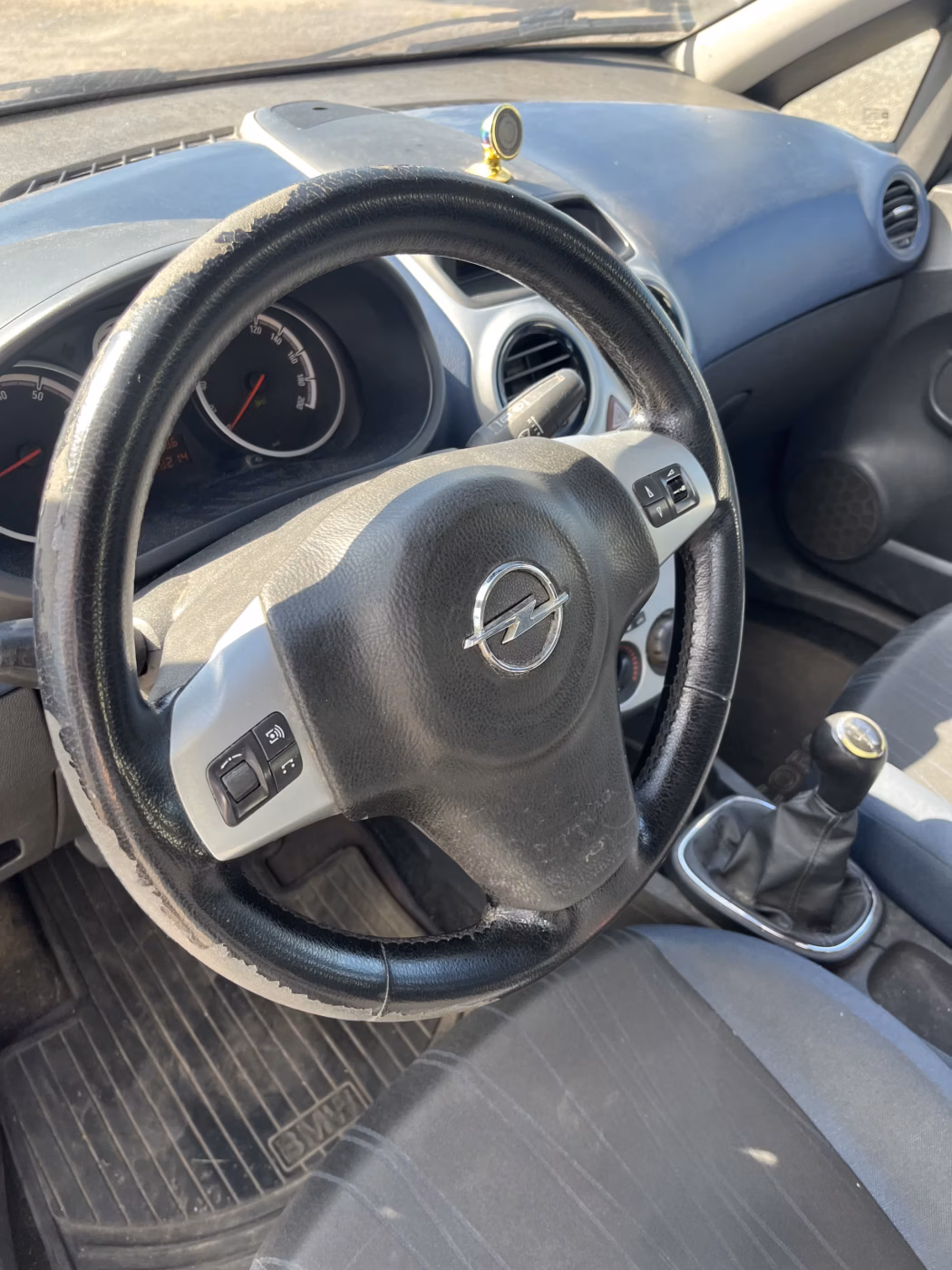 Opel Corsa фото 10
