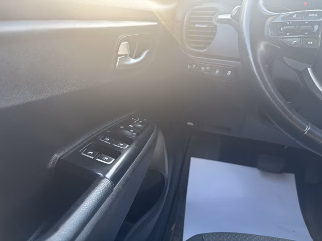 Kia Rio фото 15