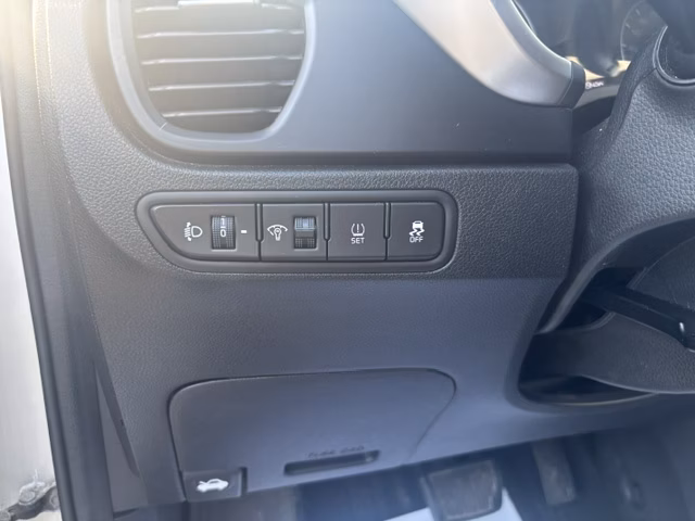 Kia Rio фото 13