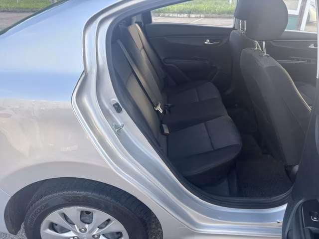 Kia Rio фото 12