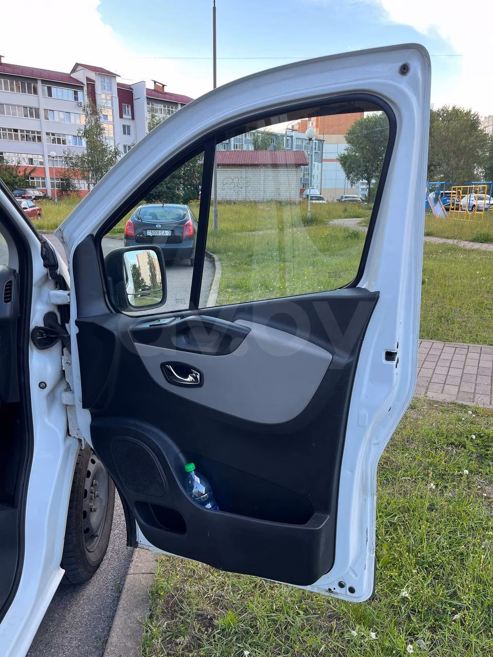 Renault Trafic фото 10