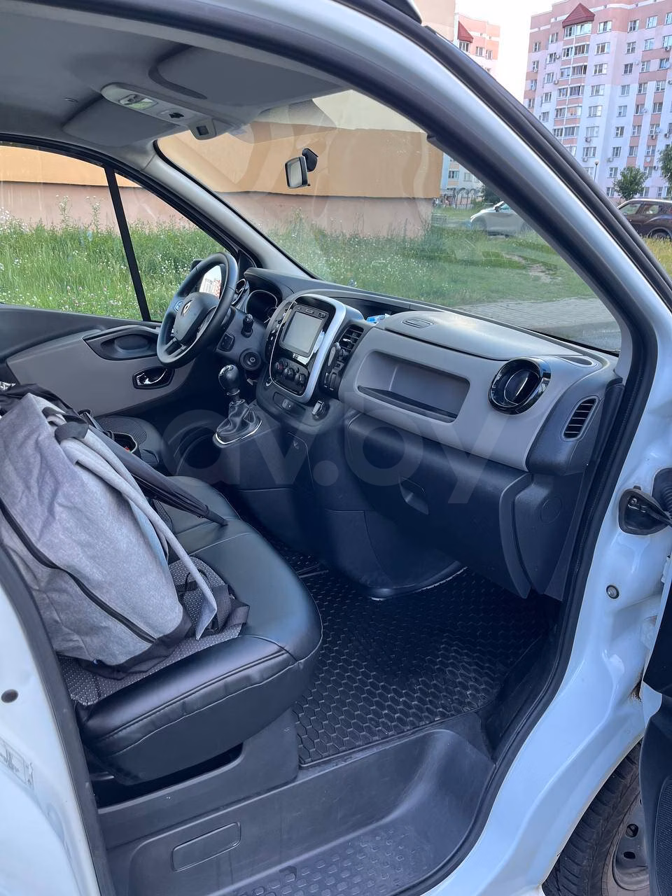 Renault Trafic фото 13