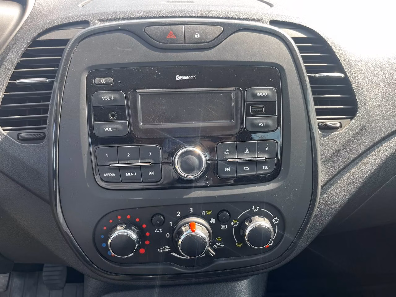 Renault Kaptur фото 15