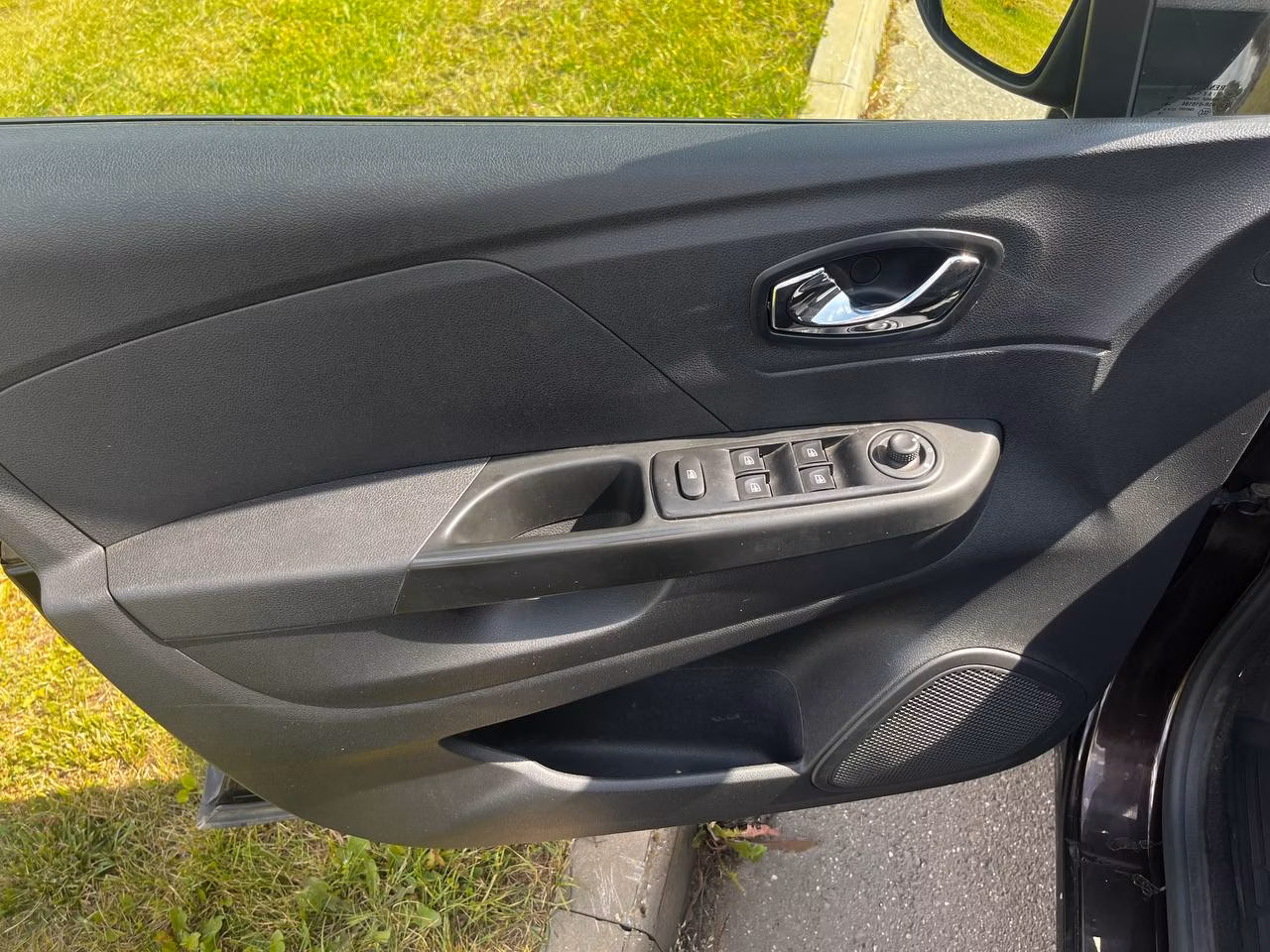 Renault Kaptur фото 9