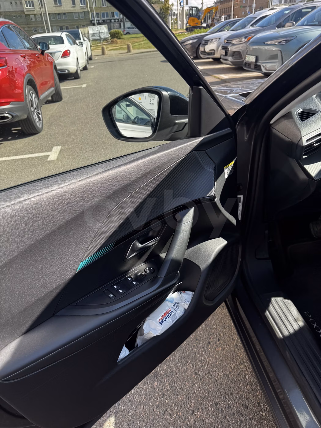 Peugeot 2008 фото 2