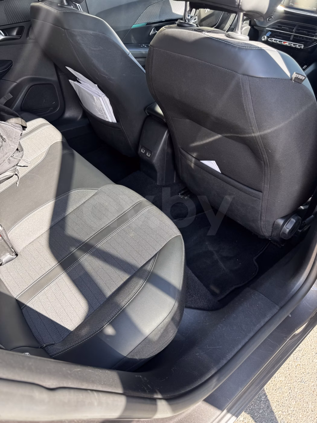 Peugeot 2008 фото 5