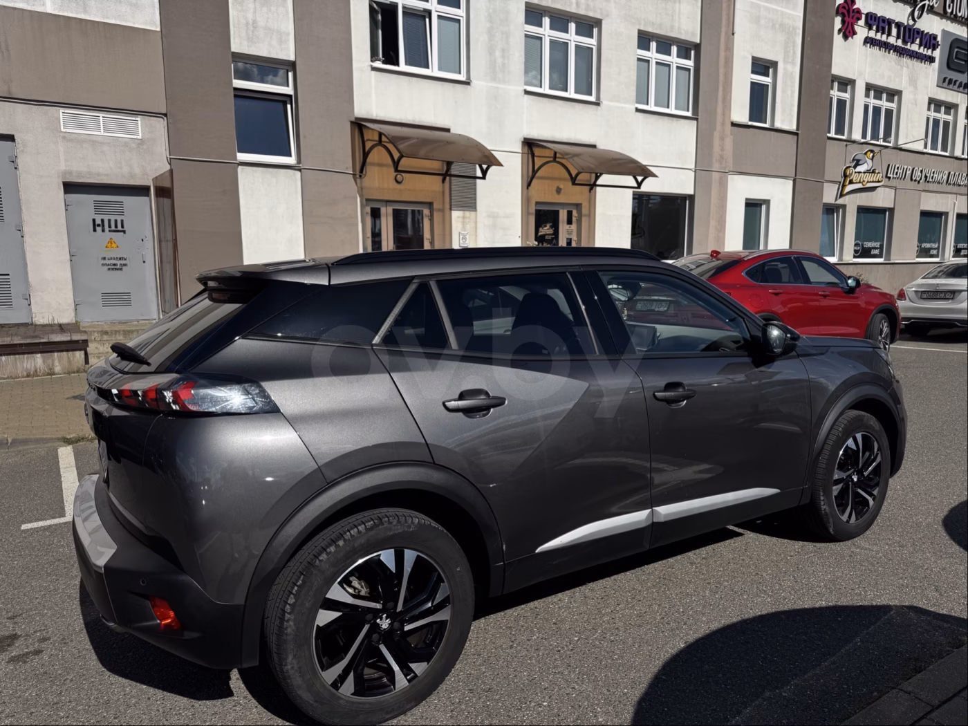 Peugeot 2008 фото 9