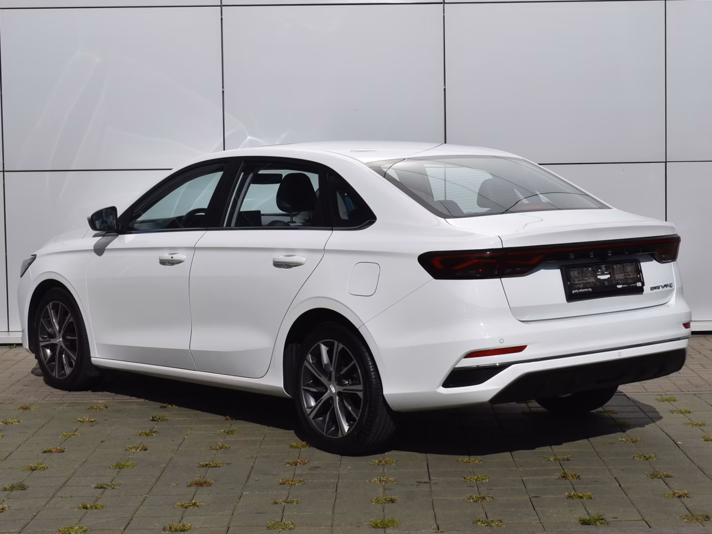 Geely Emgrand фото 7