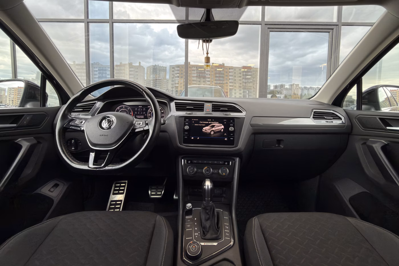 Volkswagen Tiguan фото 9