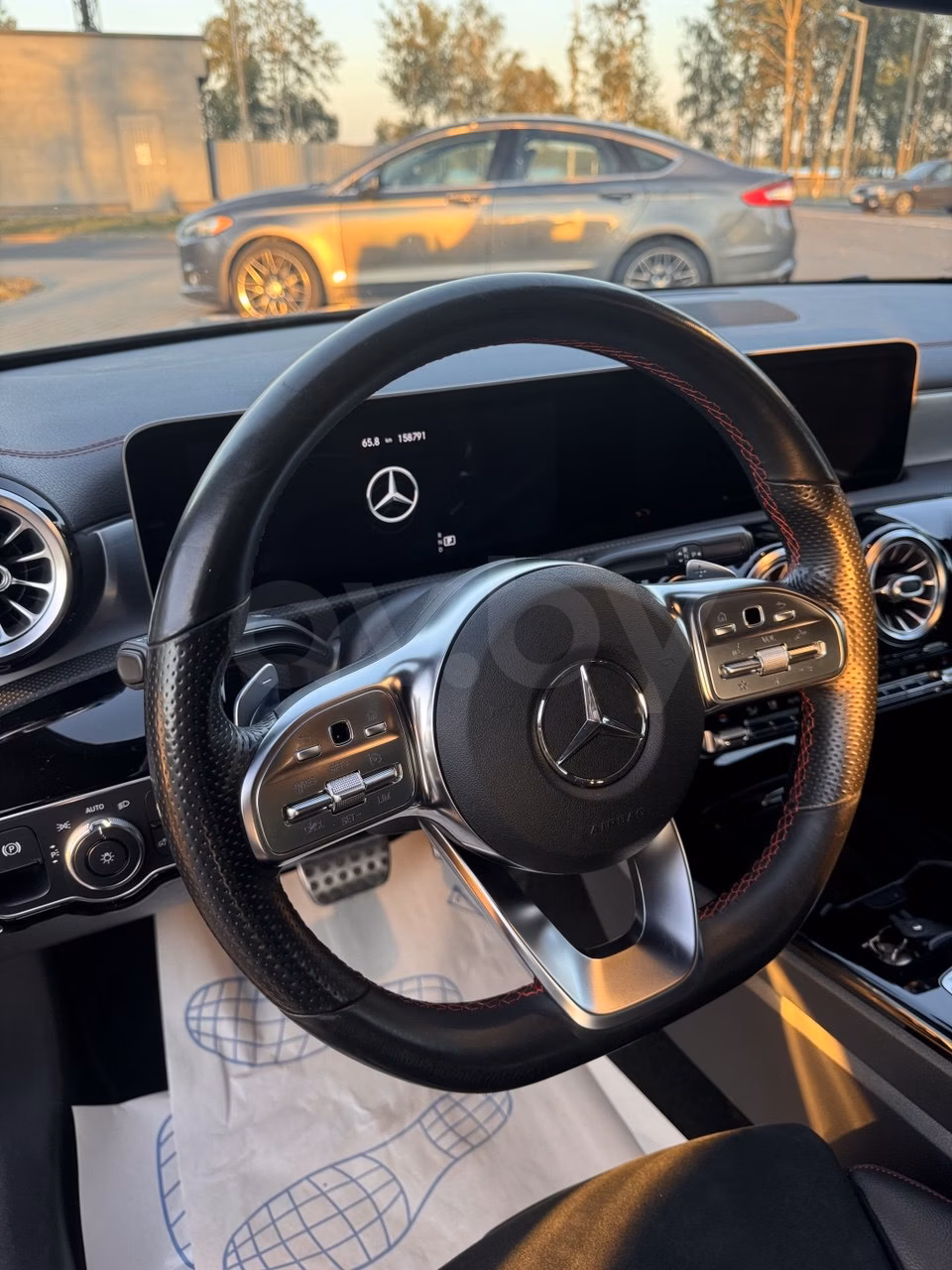 Mercedes-Benz CLA фото 16