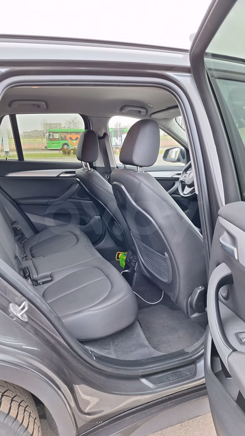 BMW X1 фото 7