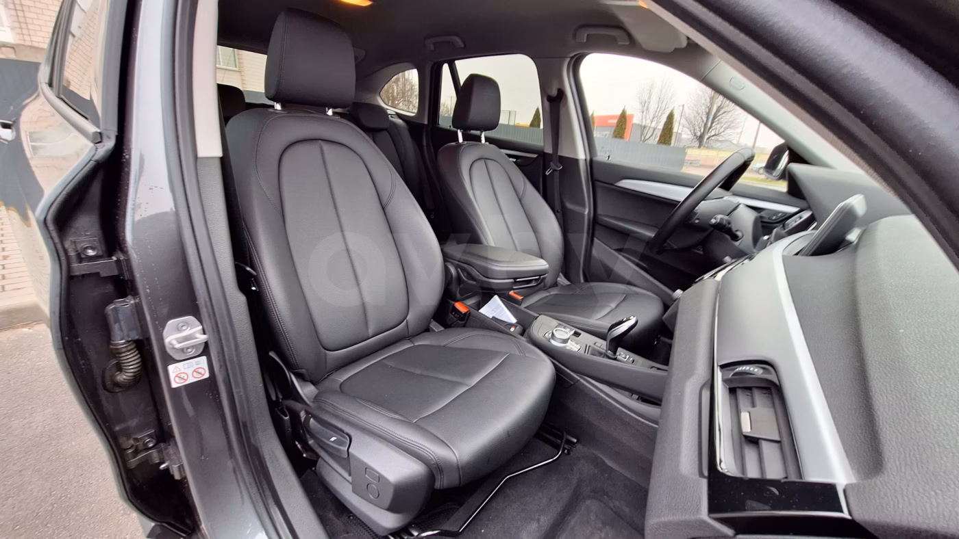 BMW X1 фото 11