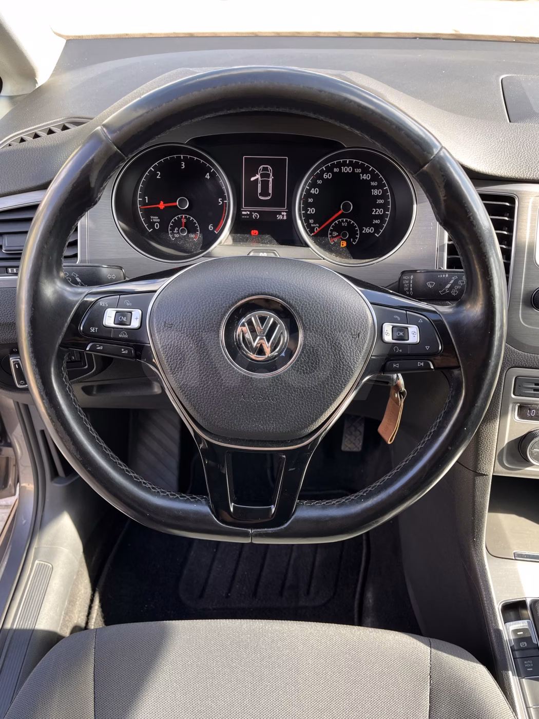 Volkswagen Golf Sportsvan фото 14