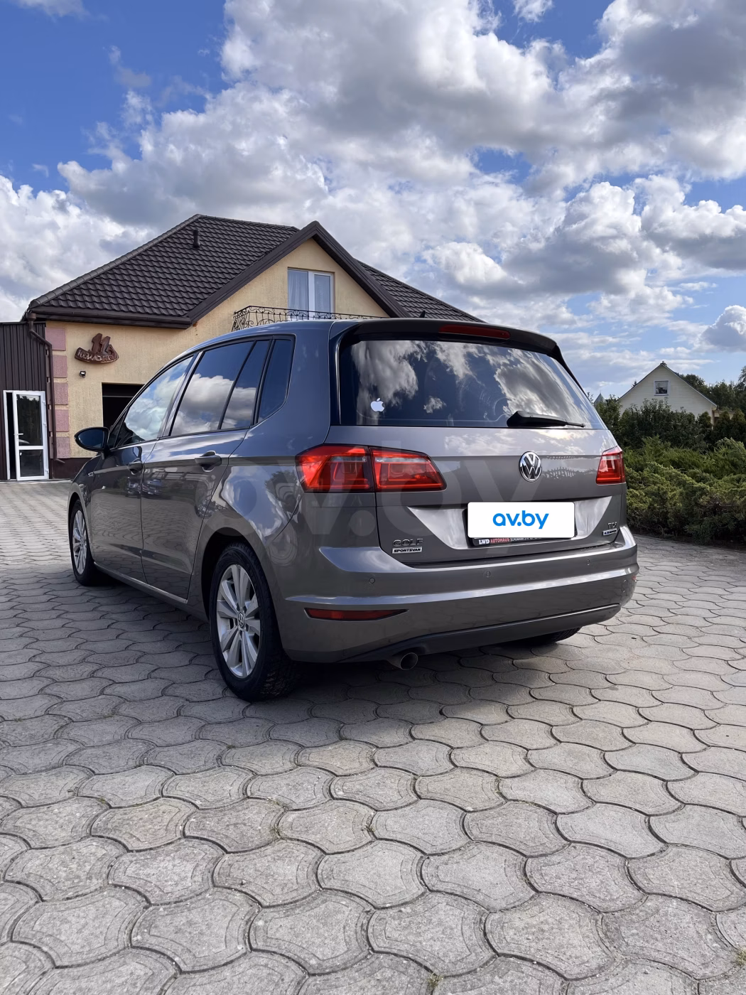 Volkswagen Golf Sportsvan фото 4
