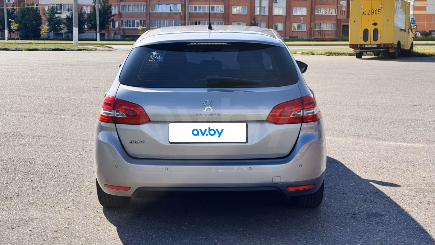 Peugeot 308 фото 6