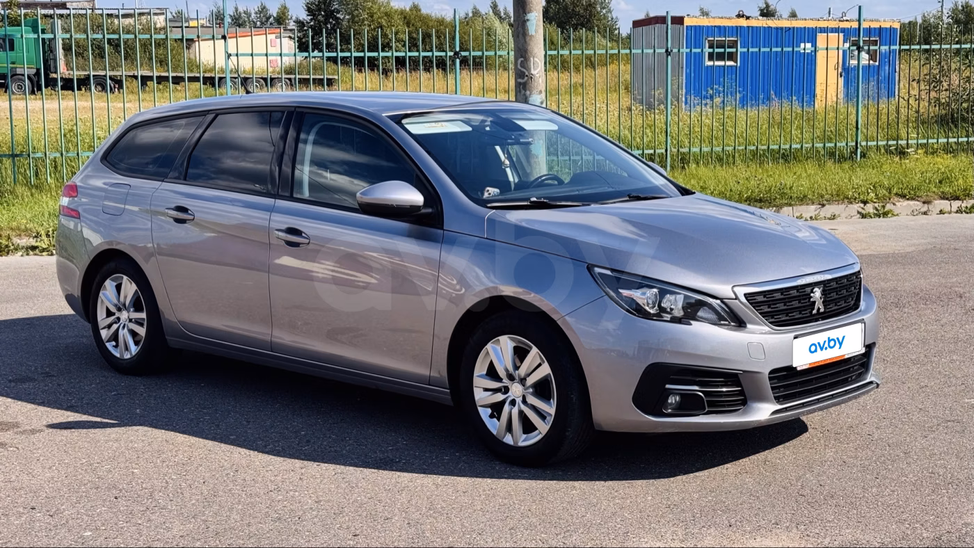 Peugeot 308 фото 3