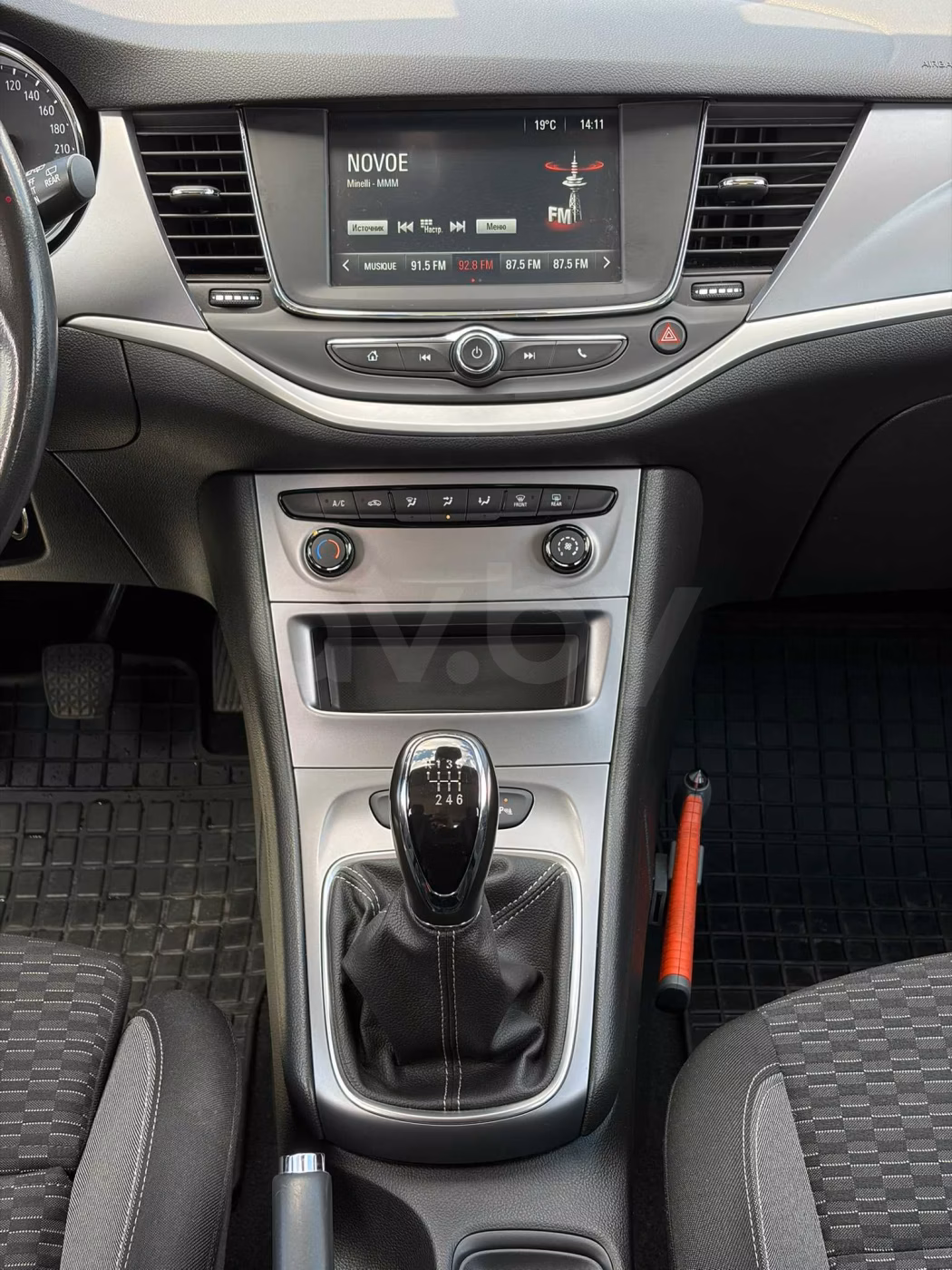 Opel Astra фото 18