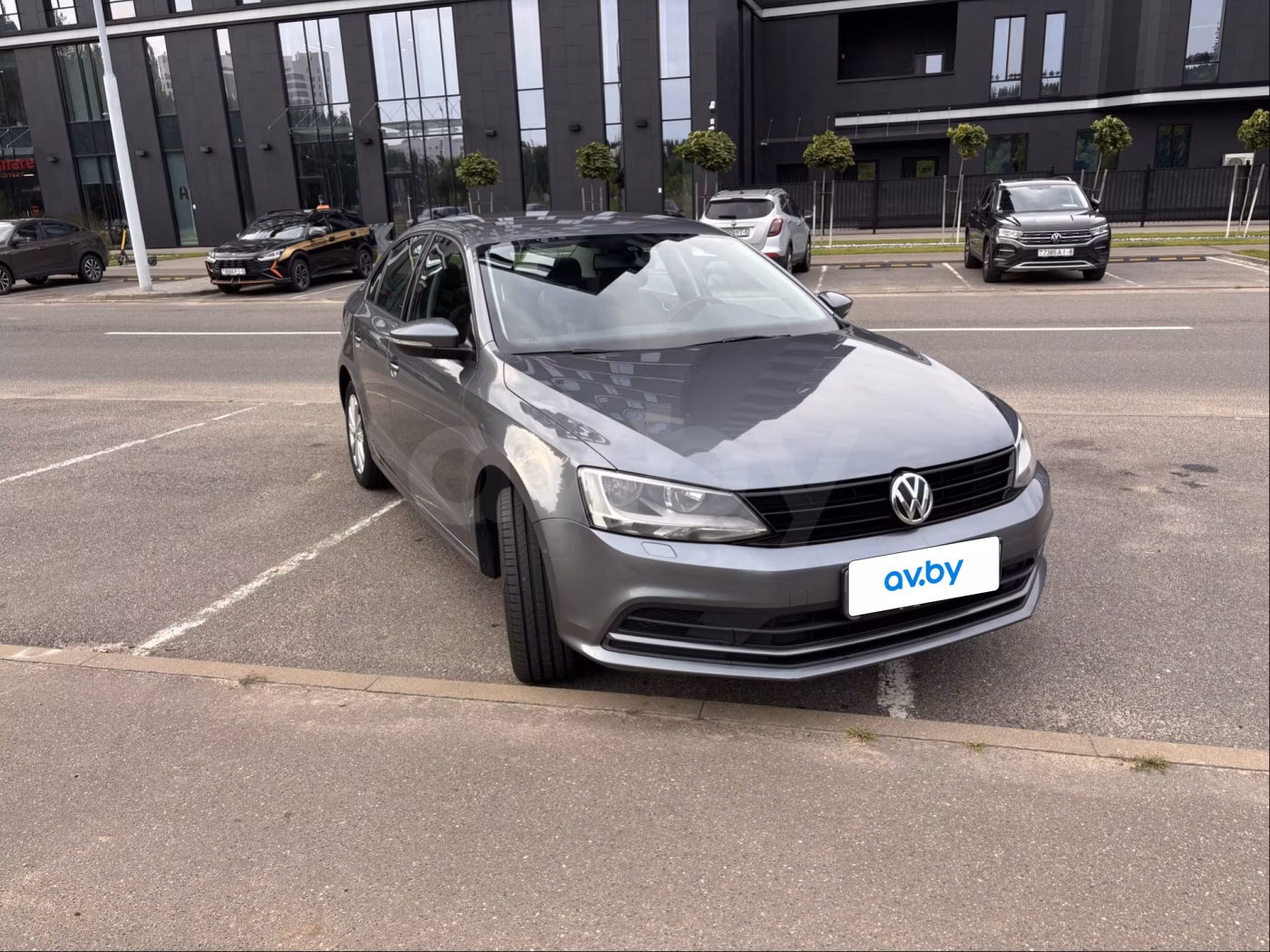 Volkswagen Jetta фото 5