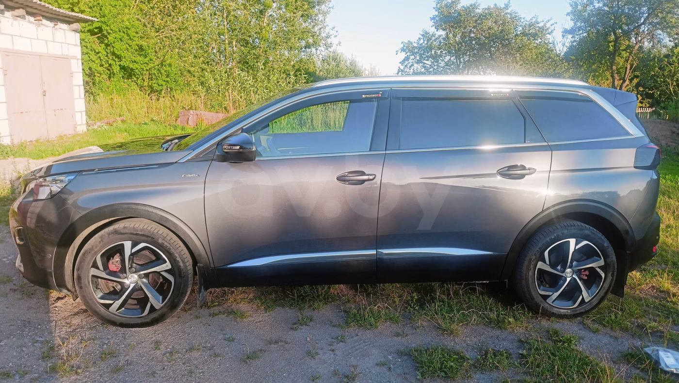 Peugeot 5008 фото 7