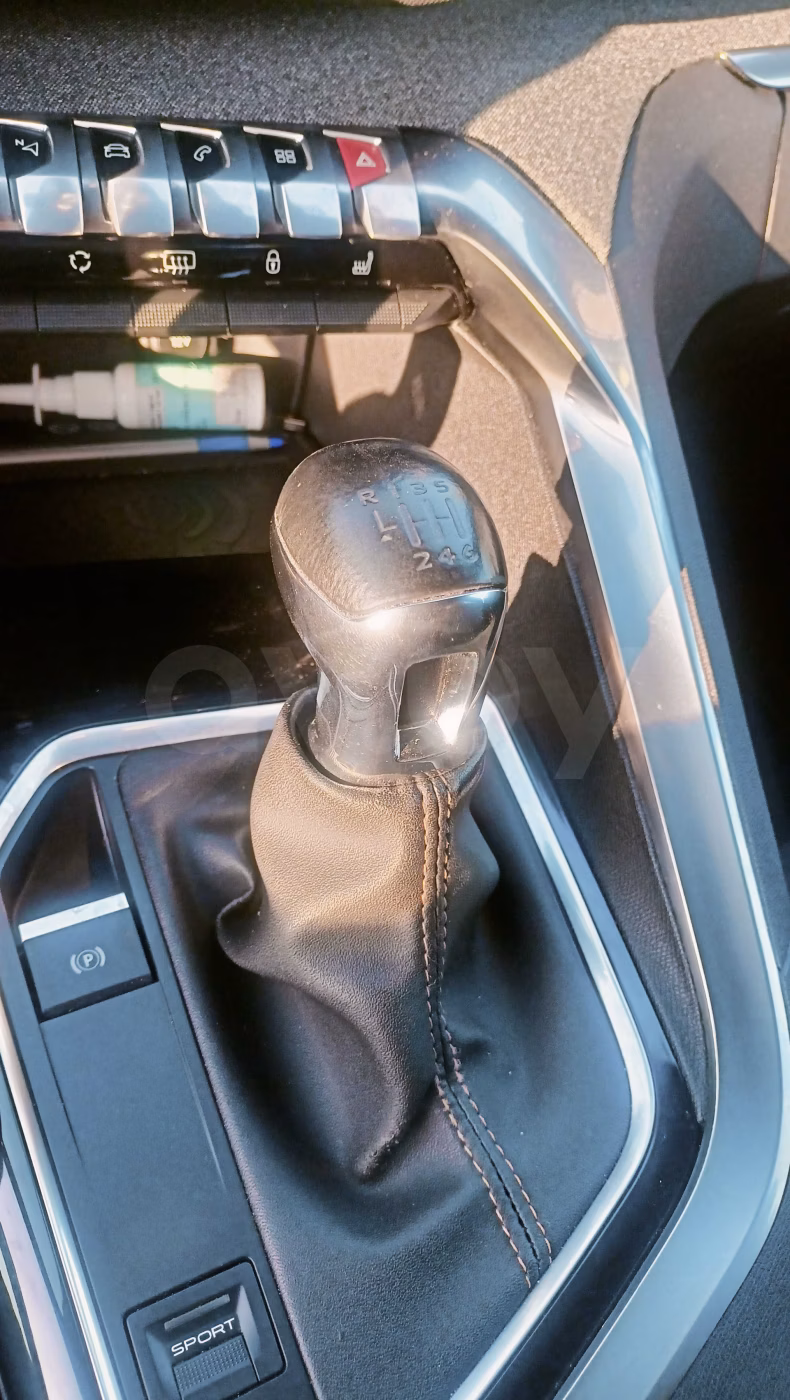 Peugeot 5008 фото 13
