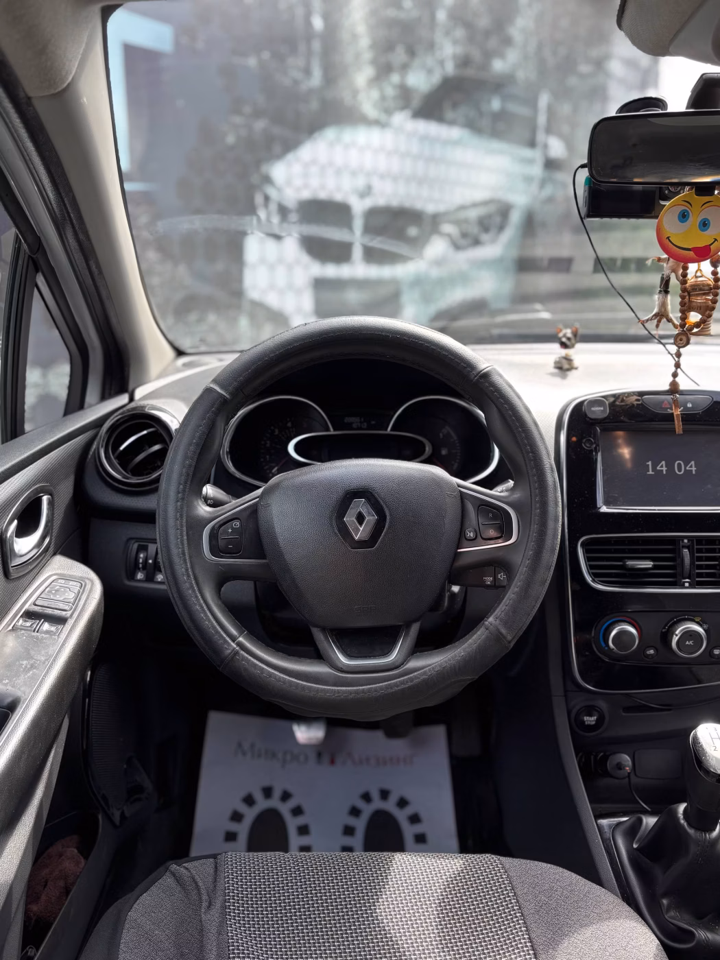Renault Clio фото 14