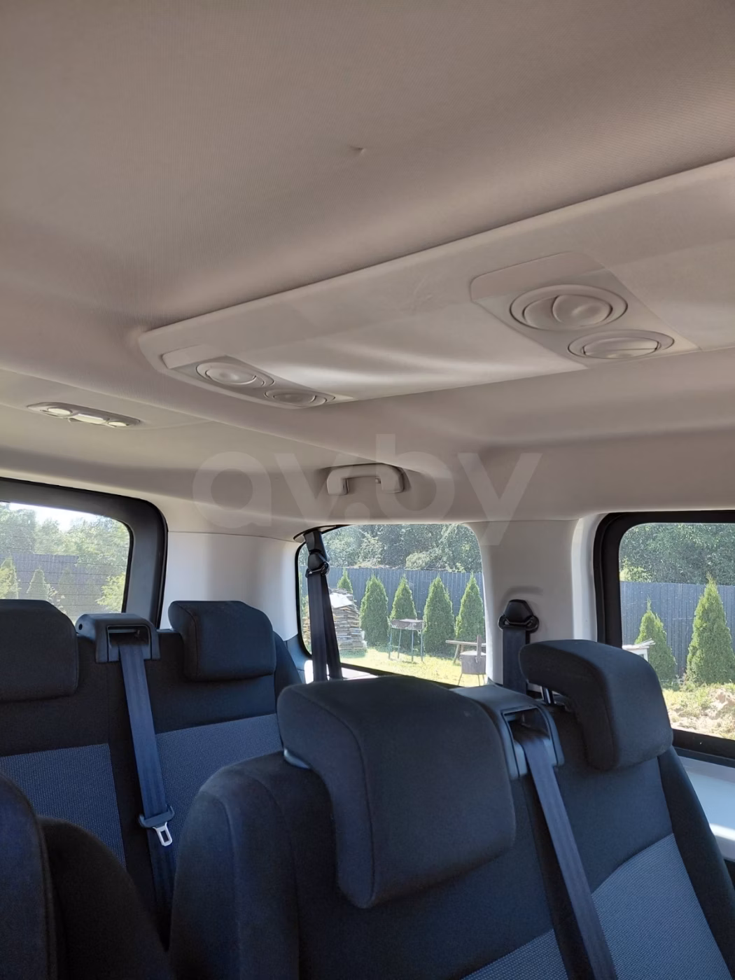Opel Vivaro фото 5
