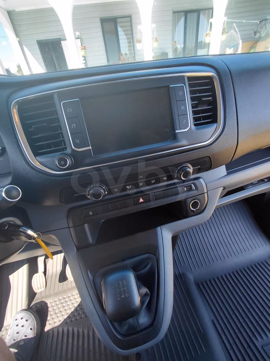 Opel Vivaro фото 11
