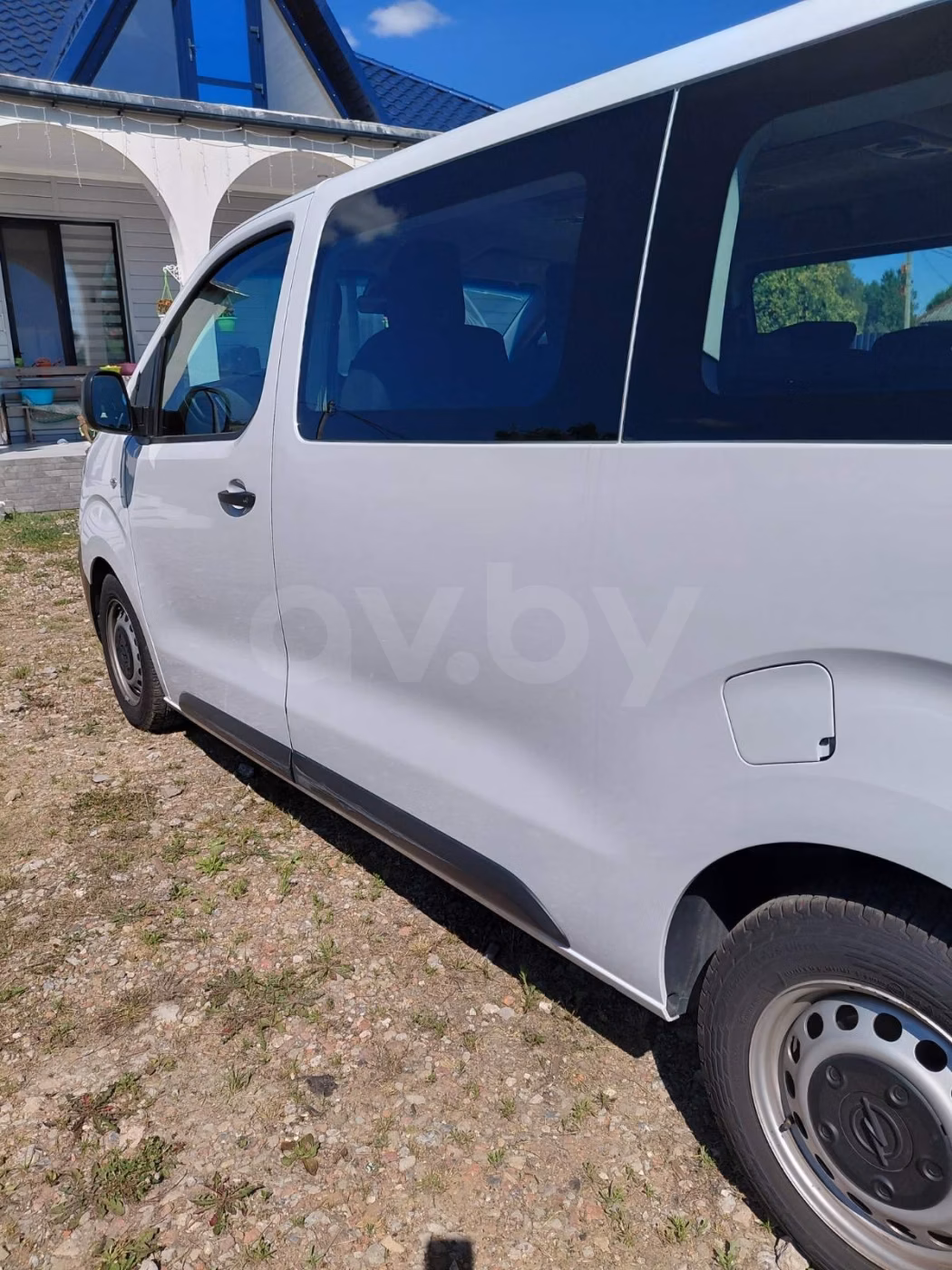 Opel Vivaro фото 14