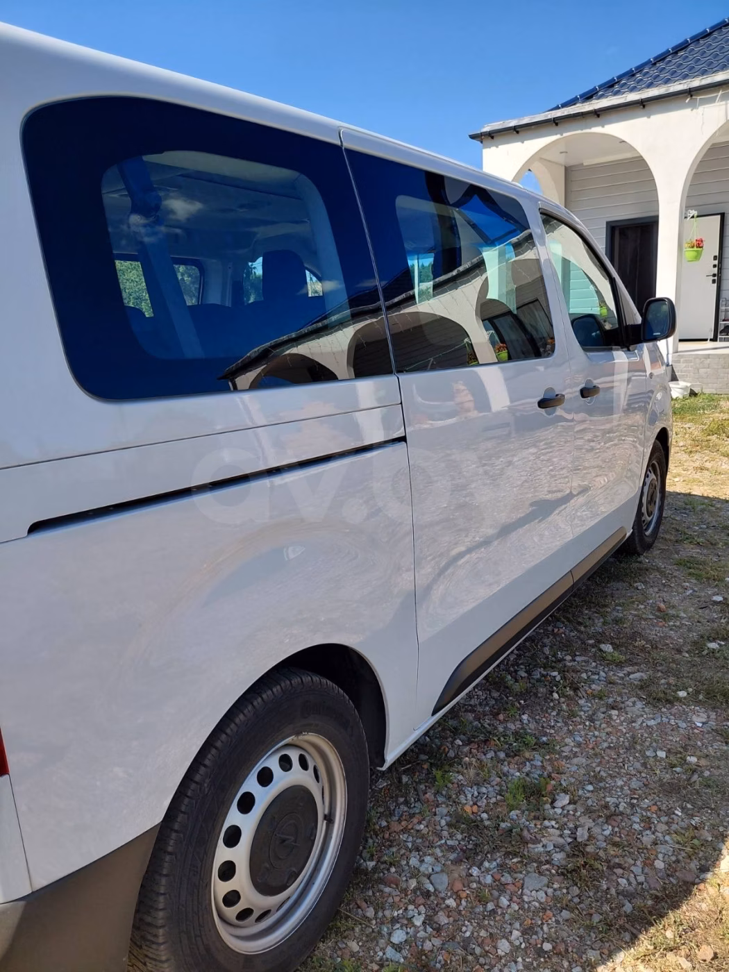 Opel Vivaro фото 16