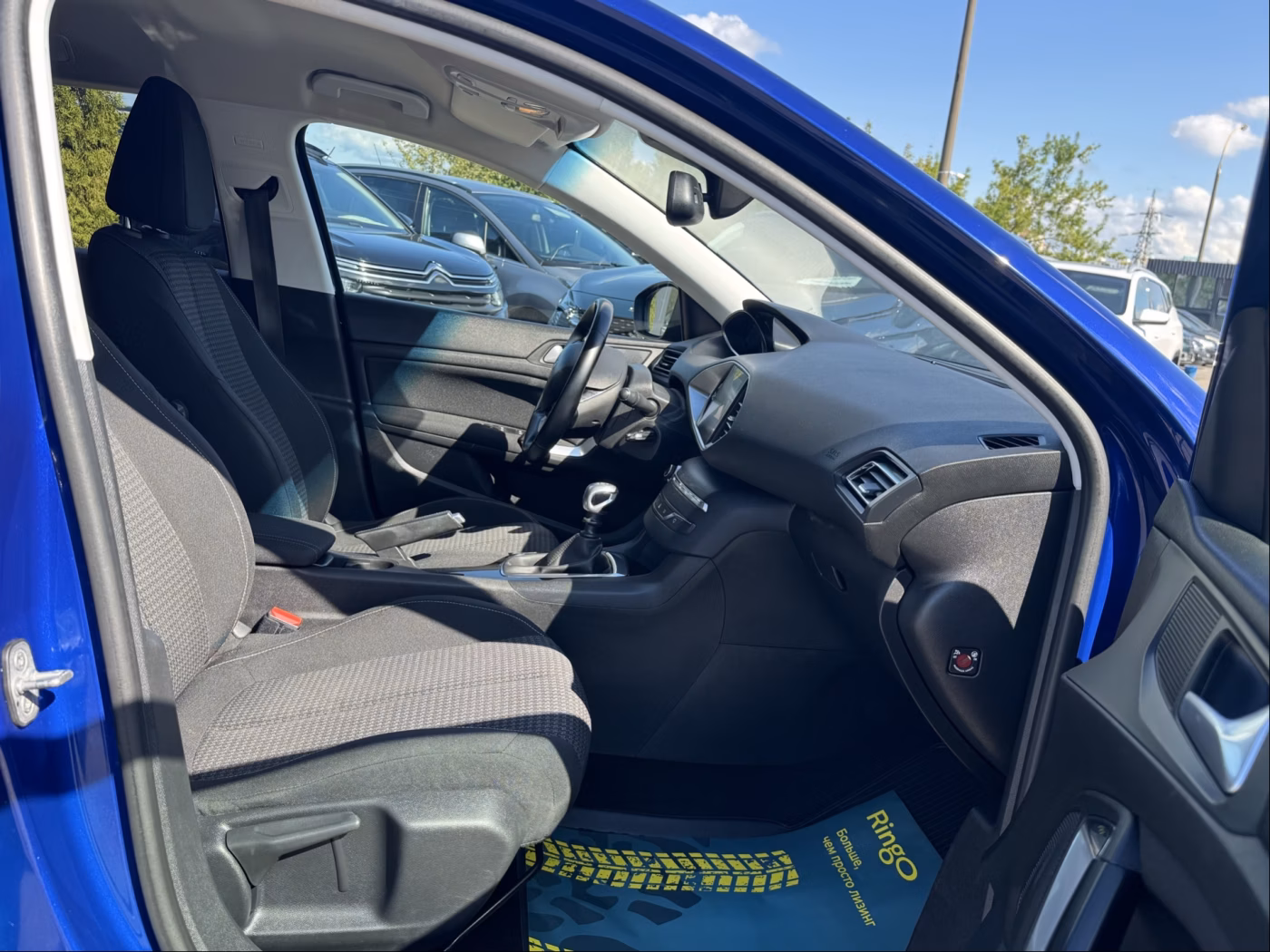 Peugeot 308 фото 16