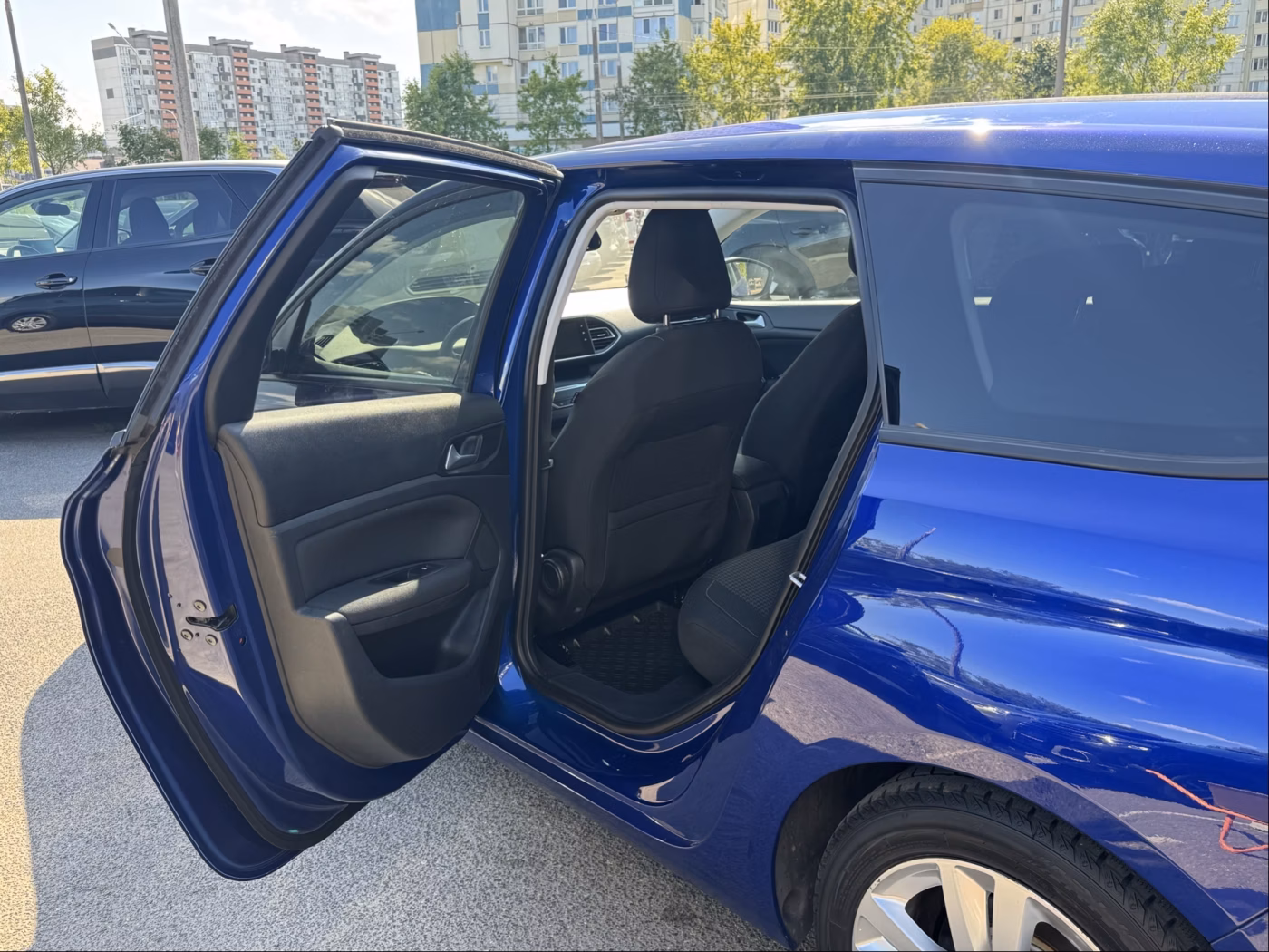 Peugeot 308 фото 9