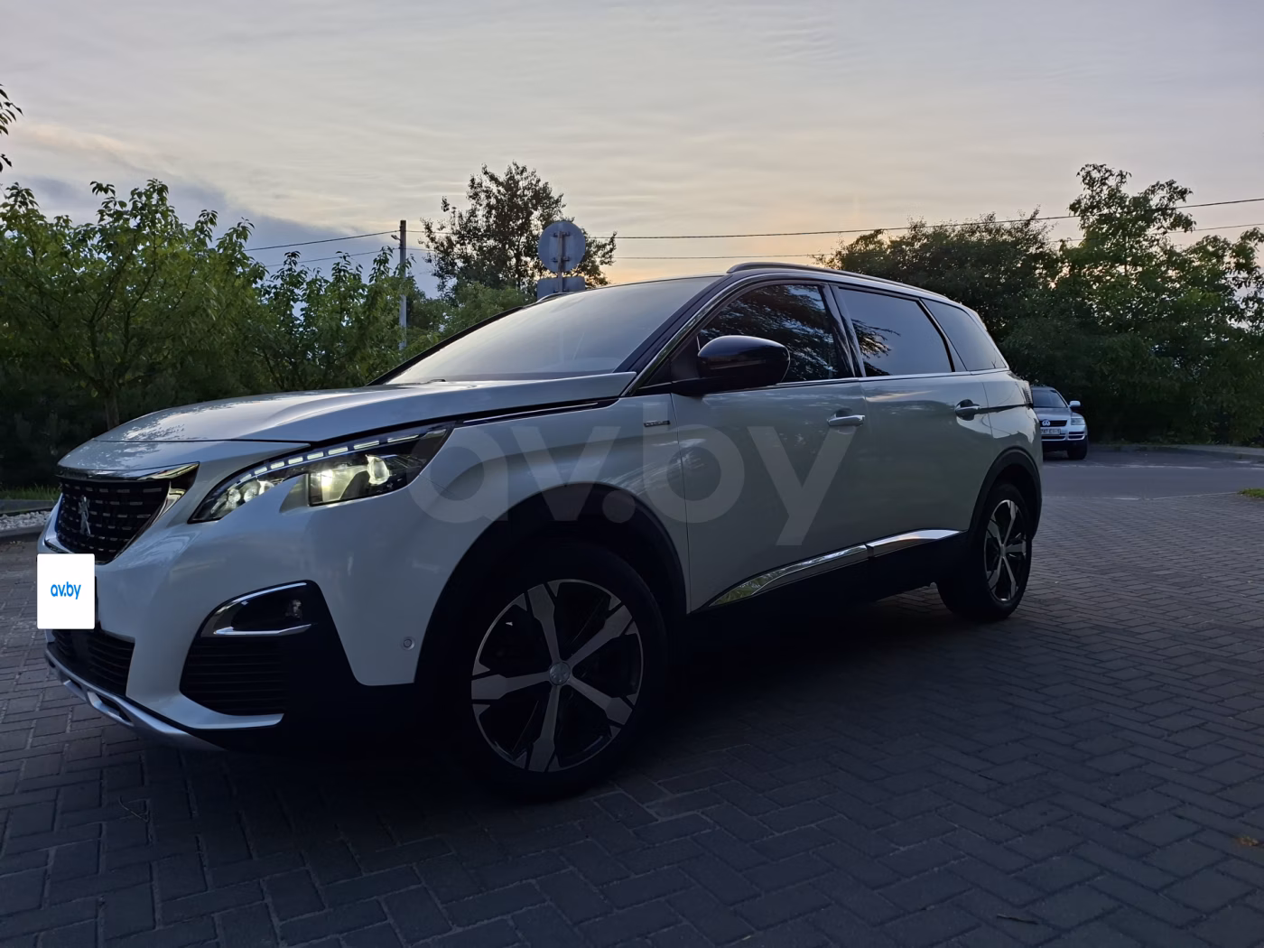 Peugeot 5008 фото 4