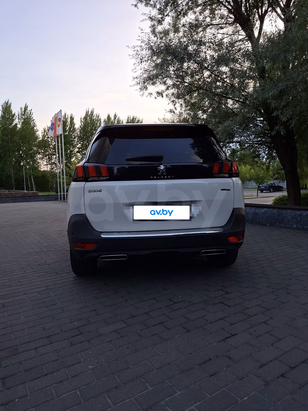 Peugeot 5008 фото 10