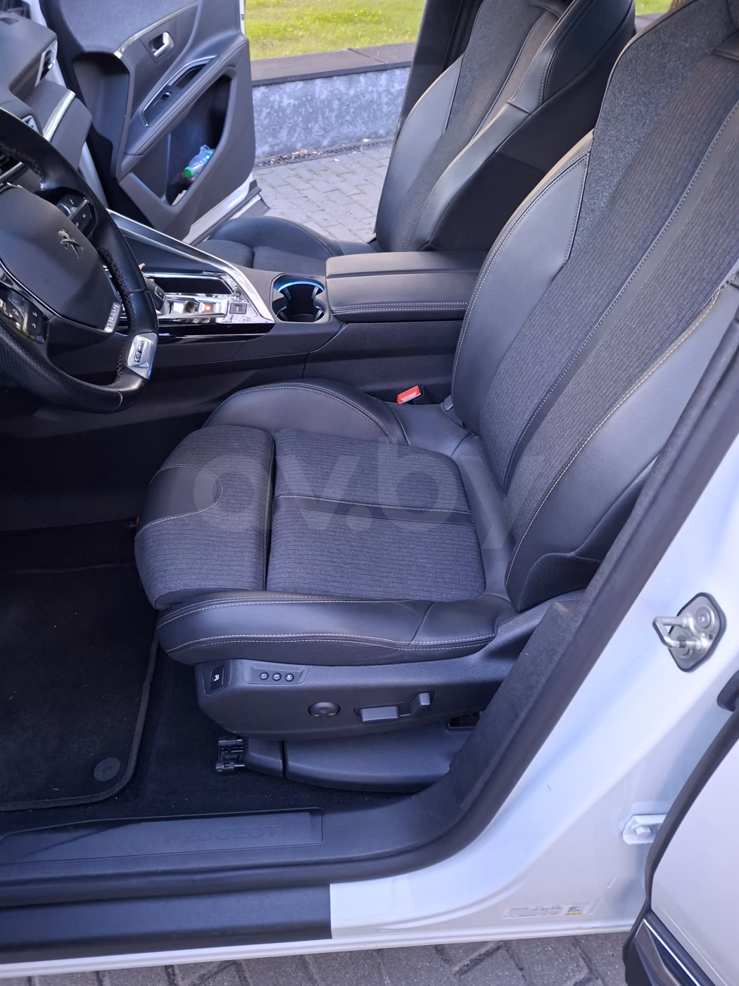 Peugeot 5008 фото 14