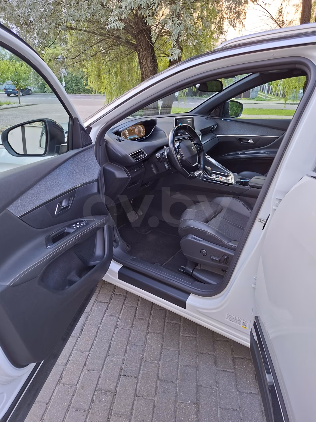 Peugeot 5008 фото 6