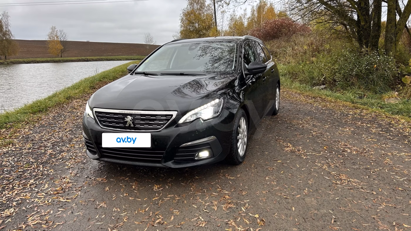 Peugeot 308 фото 8