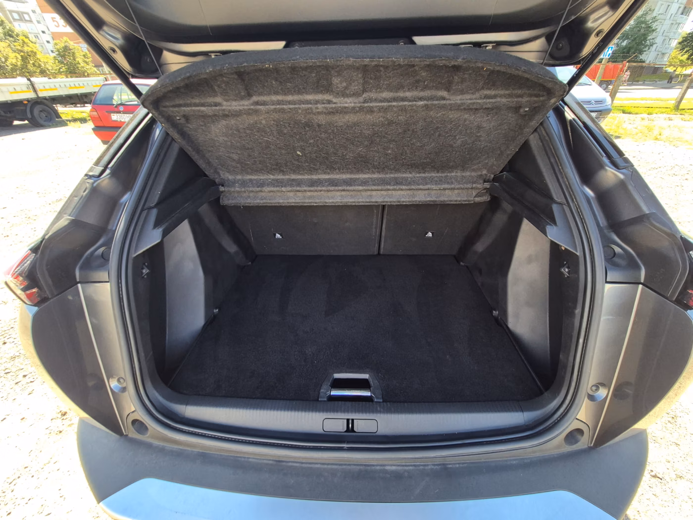 Peugeot 2008 фото 8