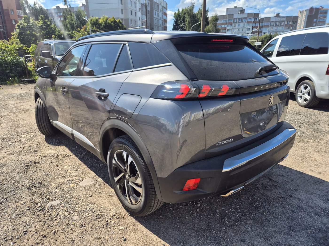 Peugeot 2008 фото 5