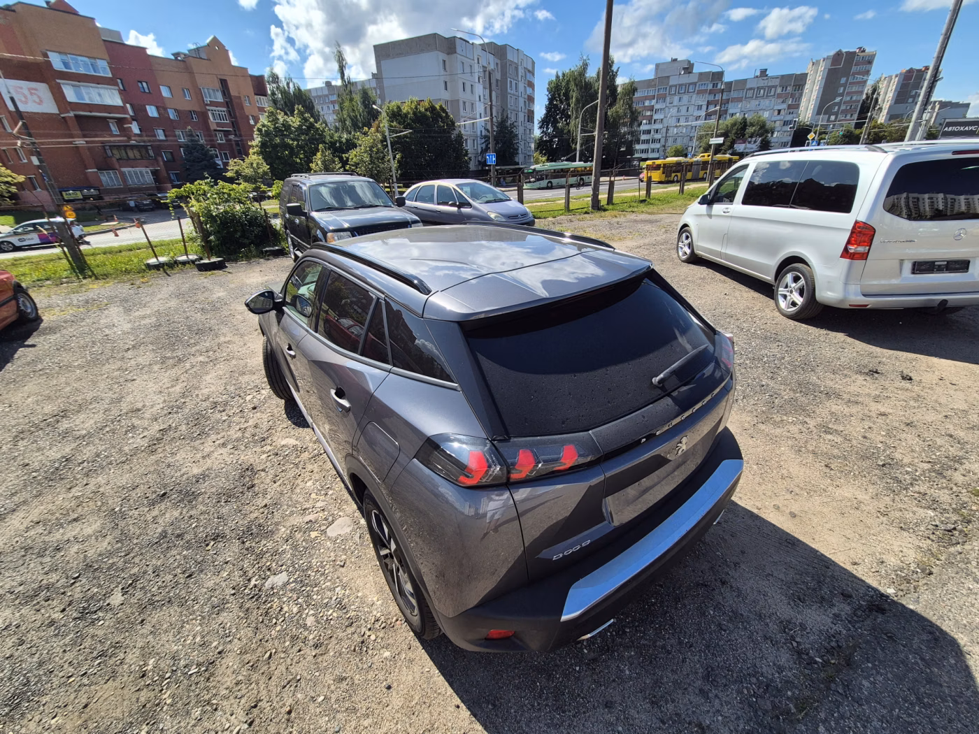 Peugeot 2008 фото 20