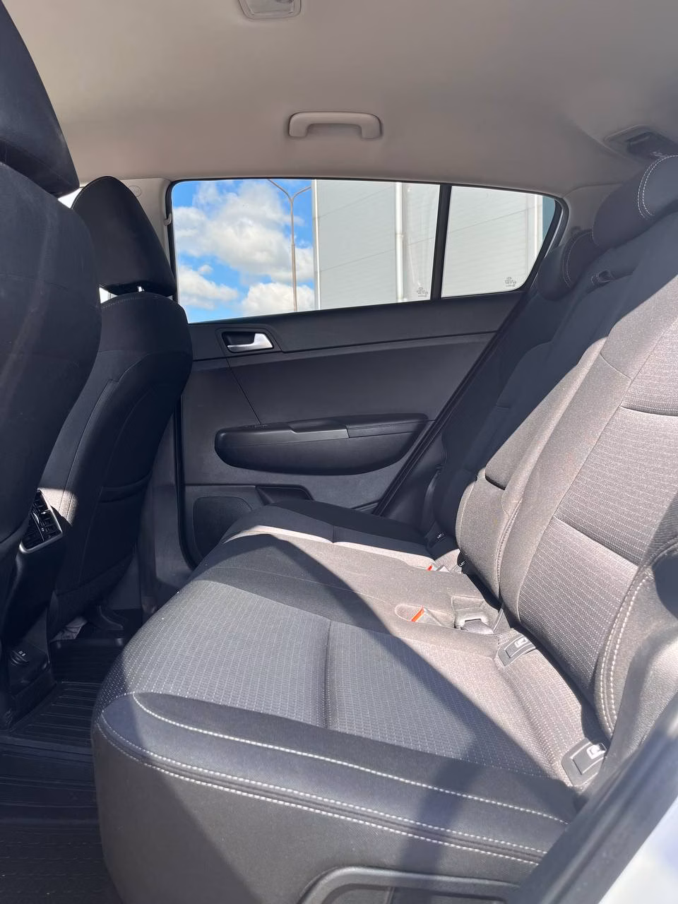 Kia Sportage фото 8