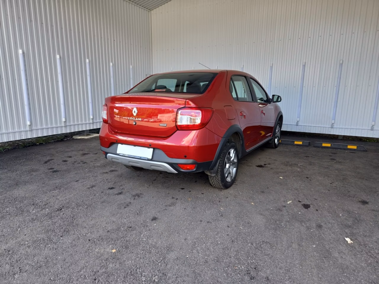Renault Logan Stepway фото 5