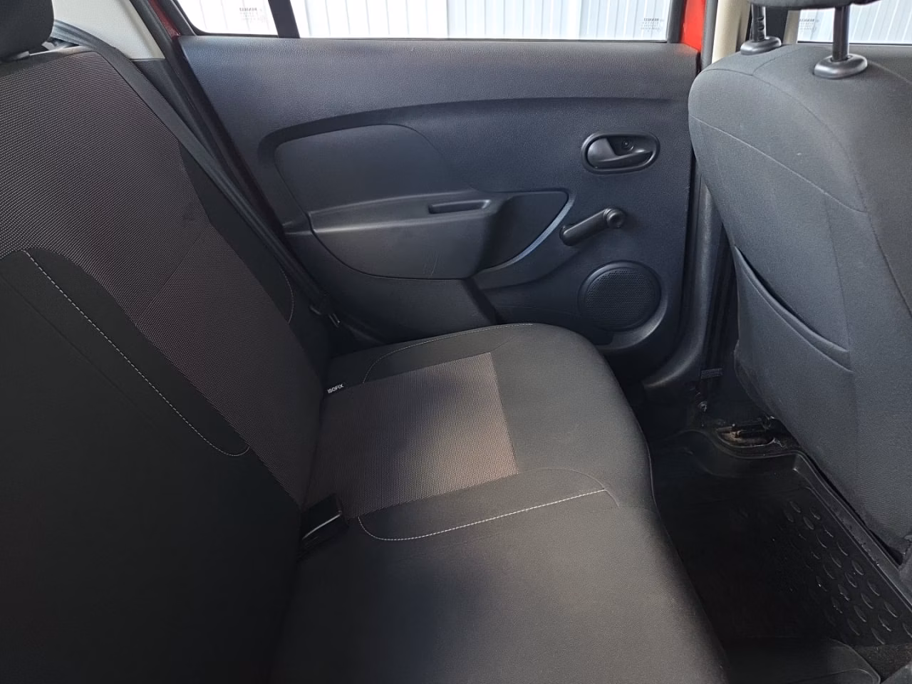 Renault Logan Stepway фото 16
