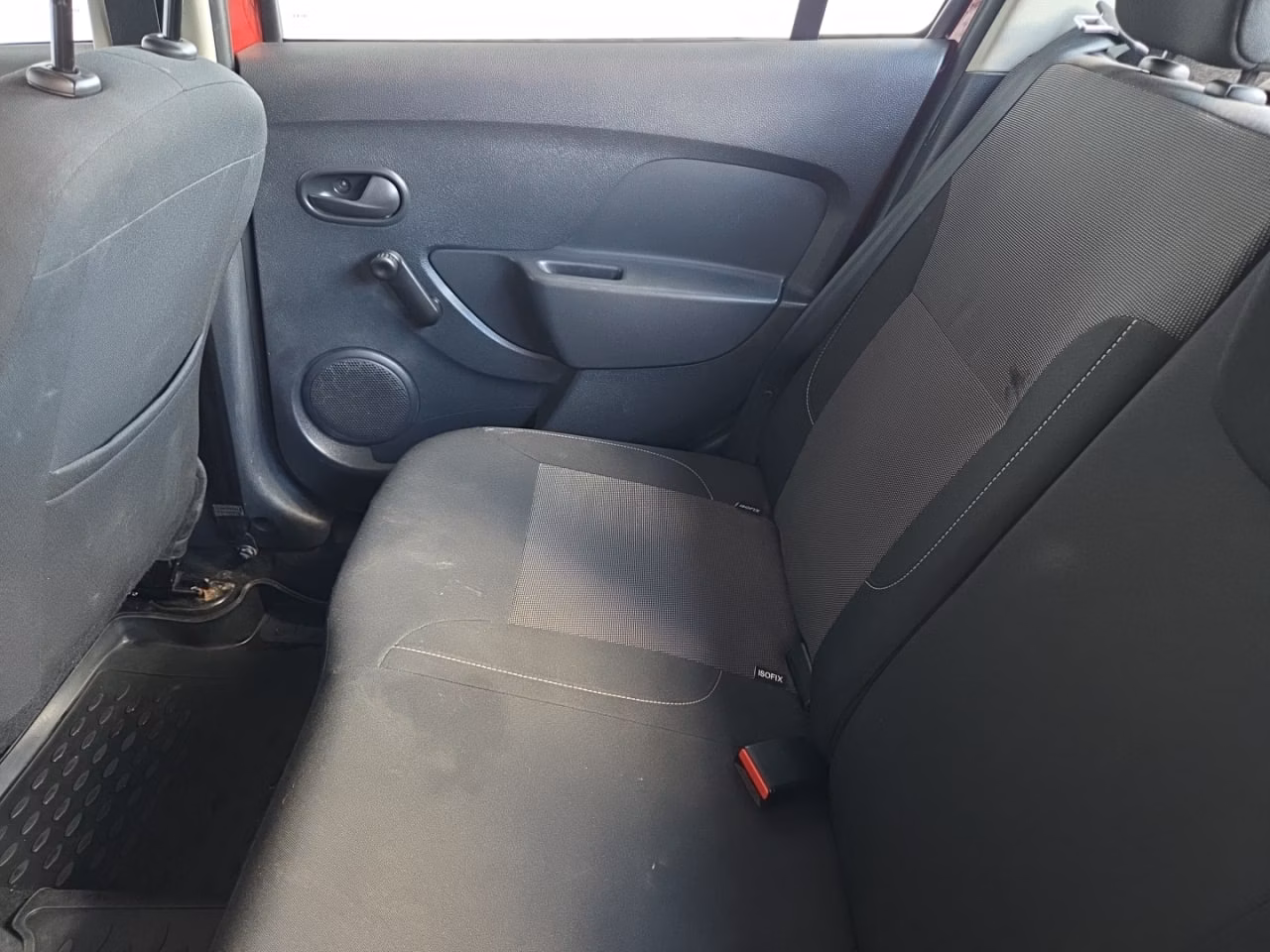 Renault Logan Stepway фото 15