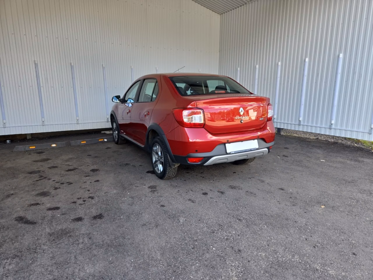 Renault Logan Stepway фото 7