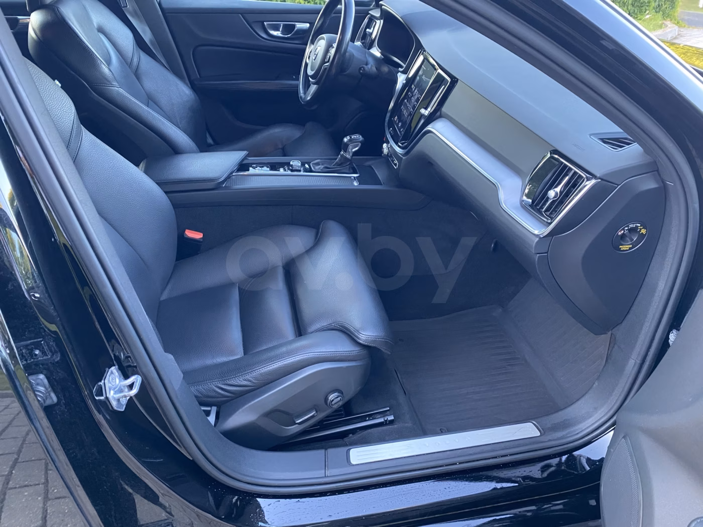 Volvo V60 фото 13