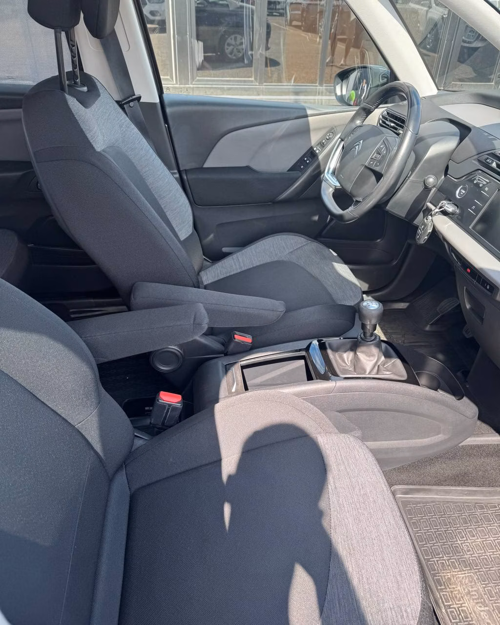 Citroen C4 Picasso фото 14